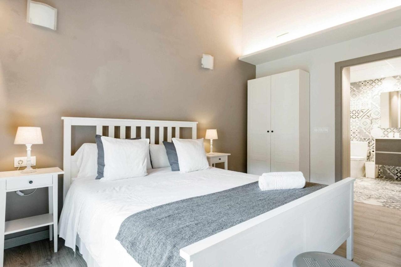 Revitalized Apartment In Historical Building Жирона Экстерьер фото